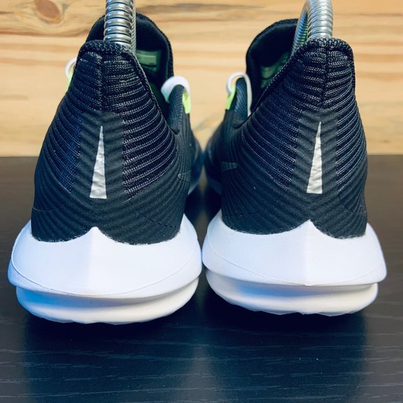 New Nike Future Speed Metallic Running Shoes - Picture 8 of 8